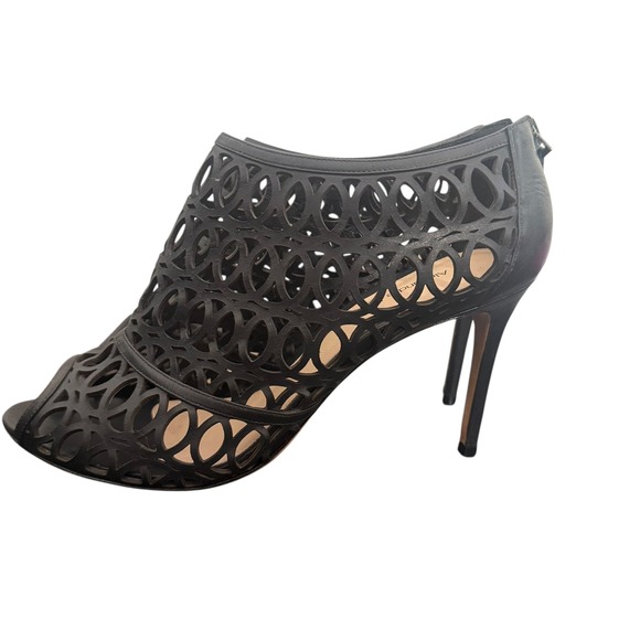 Alexandre Birman Black Leather Cut Out Heels Size 40.5 Laser Cut Peep Toe Shoes - Picture 4 of 10